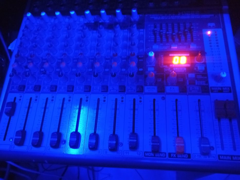 Срочно продам музыкальный опратура