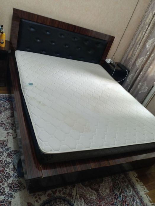 Продам спальни гарнитур