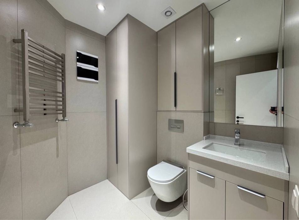 Сдаётся нежилое помещение в БЦ Зарафшан