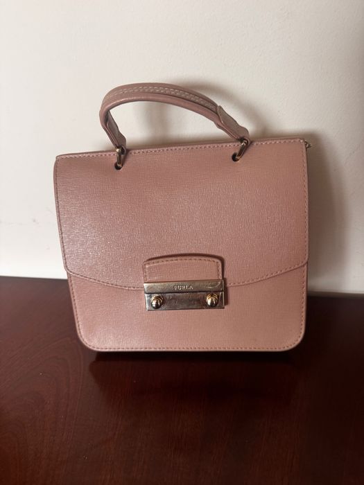 Furla Julia чанта