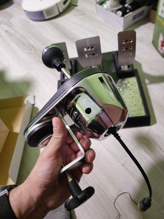 Комплект Волан Thrustmaster T300RS, T-LCM педали, TH8A скорости