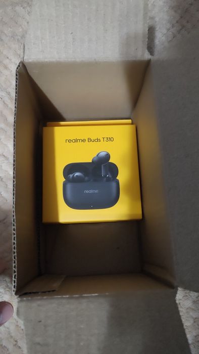 Наушники Realme T310 черные