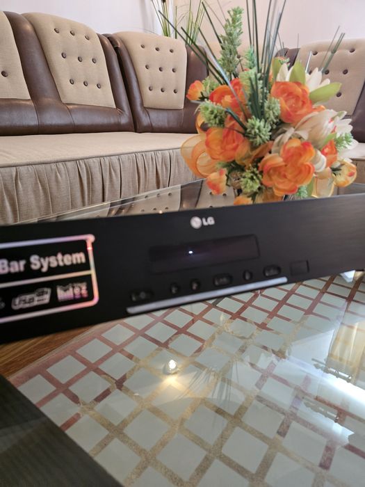 Lg sound bar, subwoofer