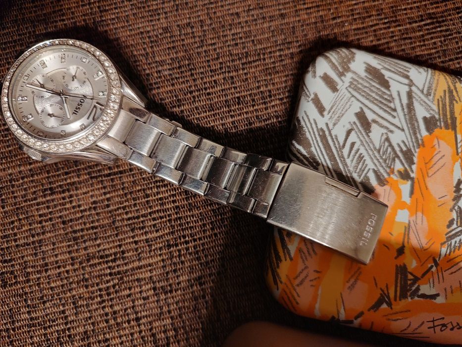 Ceas de dama Fossil model Riley ES3202