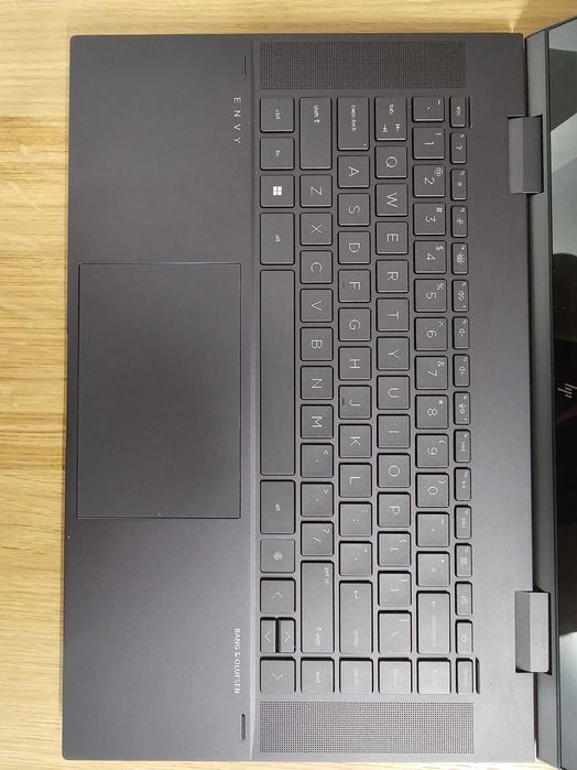 Laptop defect HP ENVY x360 15.6" R7 5825U 16GB 15-EU1073CL