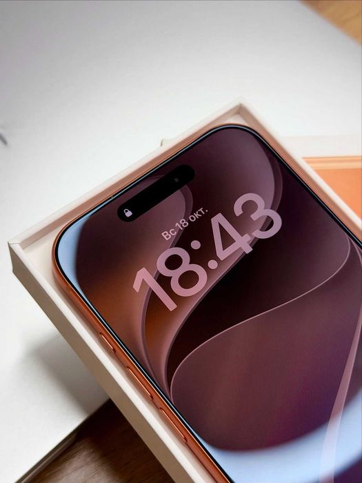 Apple iPhone 17 Pro Max 256 ГБ / 100% АКБ, Cosmic Orange / НОВЫЙ