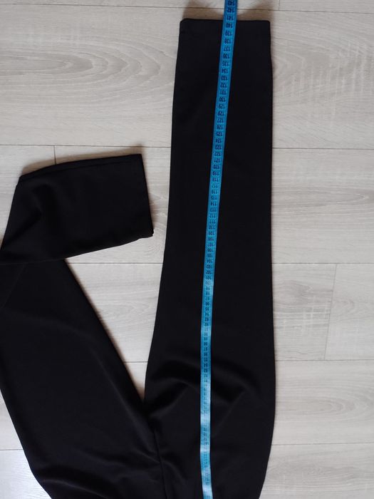 Salopetă elegantă pentru diferite ocazii