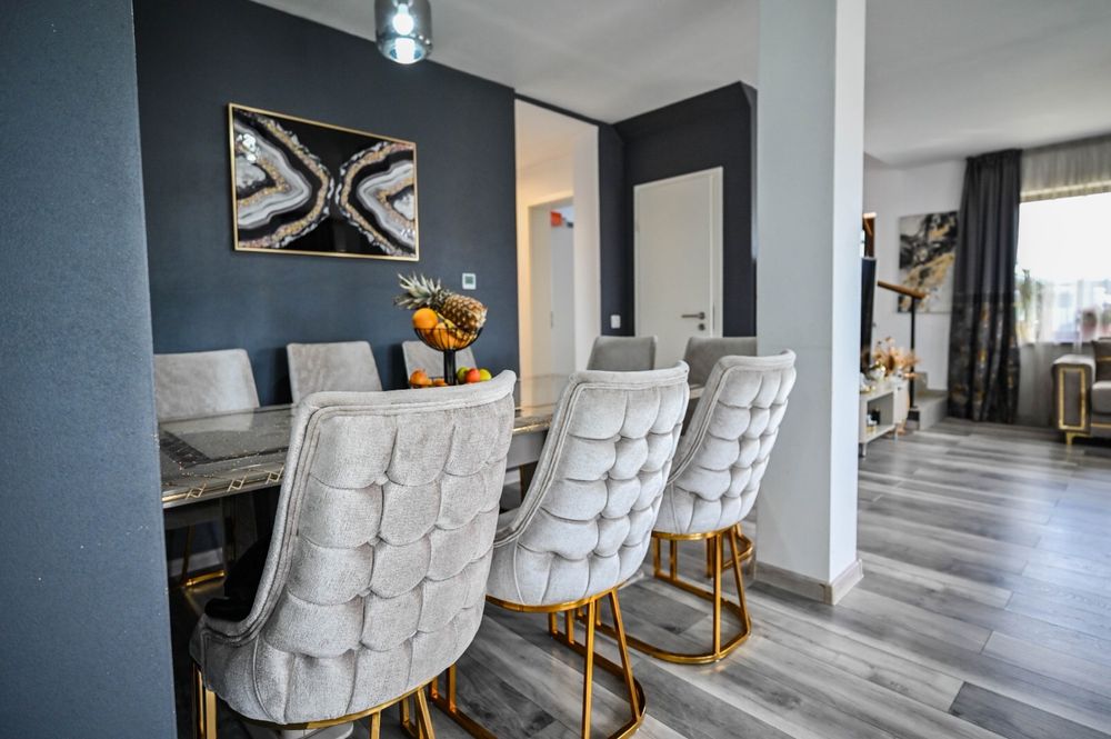 Casa individuala de inchiriat/ vanzare