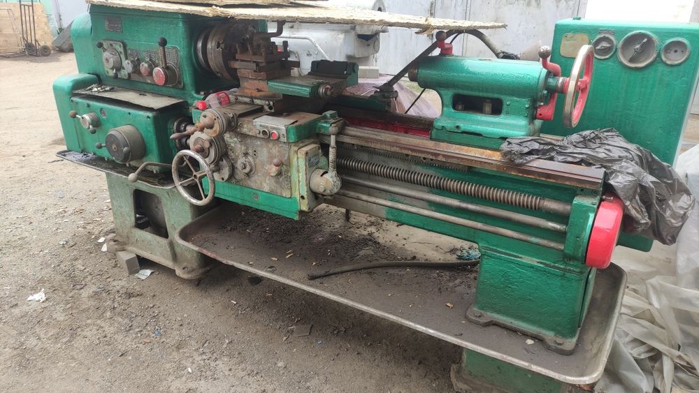 Токарный станок 1к62