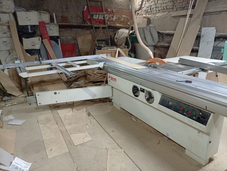 Продам пилу форматник