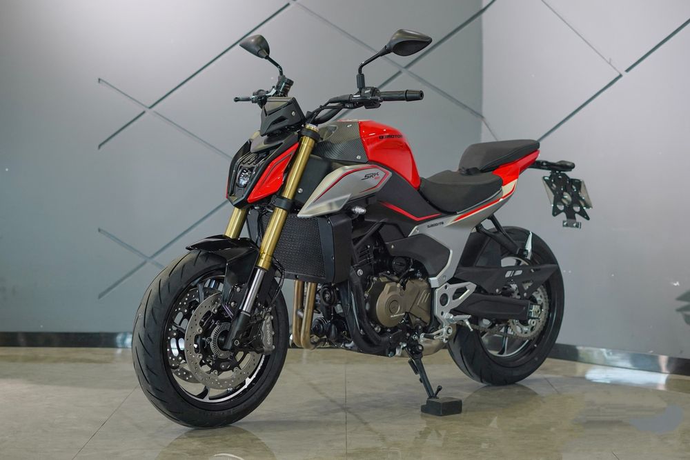 Мотоцикл QJMotor SRK 550 ABS заказ