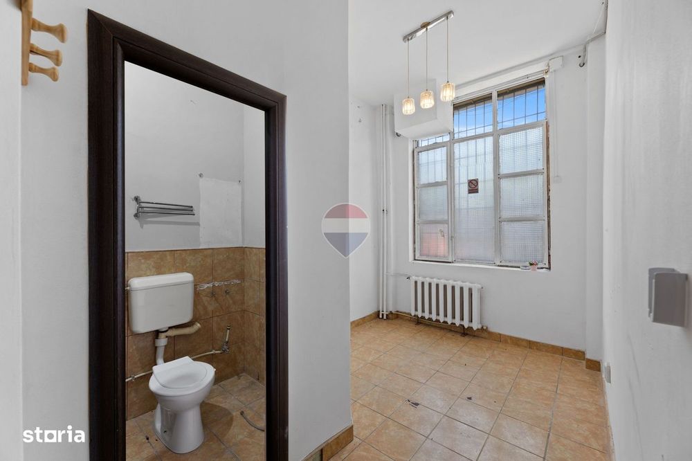 Spațiu comercial de închiriat | 191 mp construiți | Zona UTA | Arad