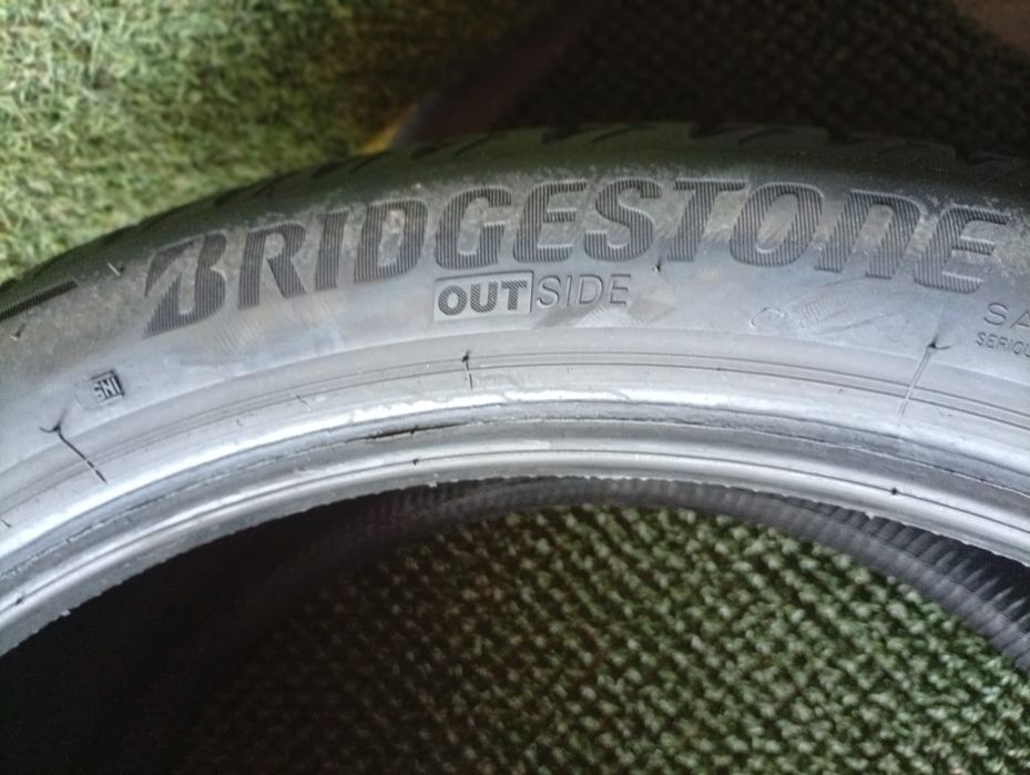 275 35 21 Bridgestone