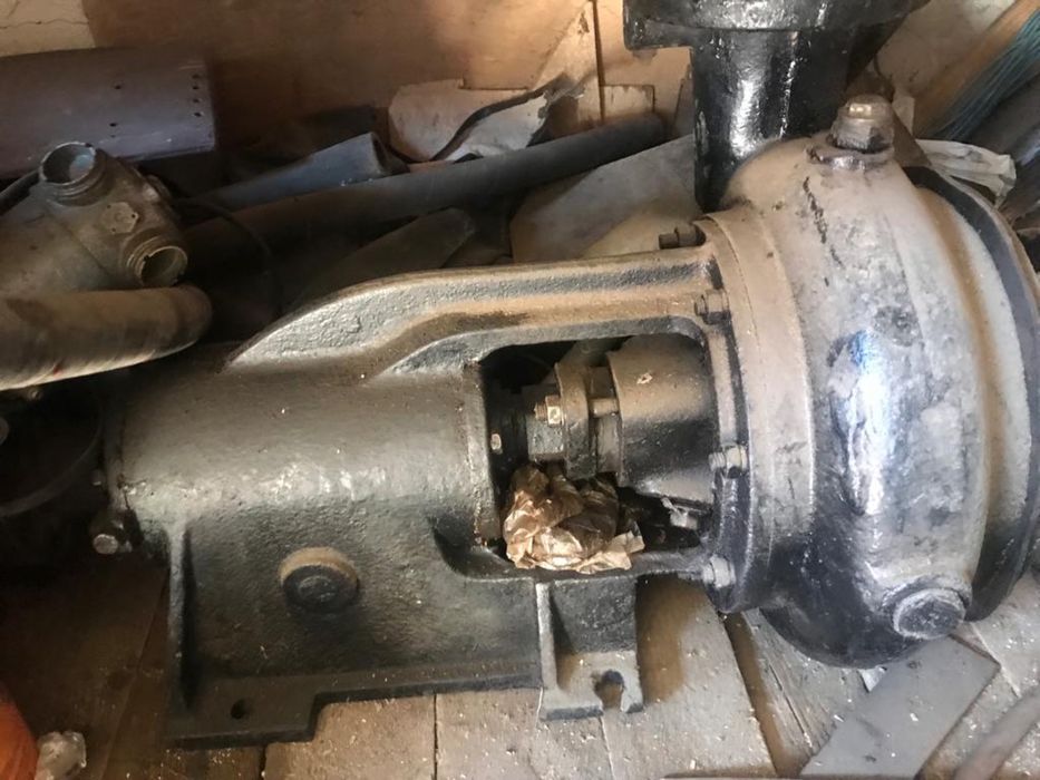 Продам мотопомпа!