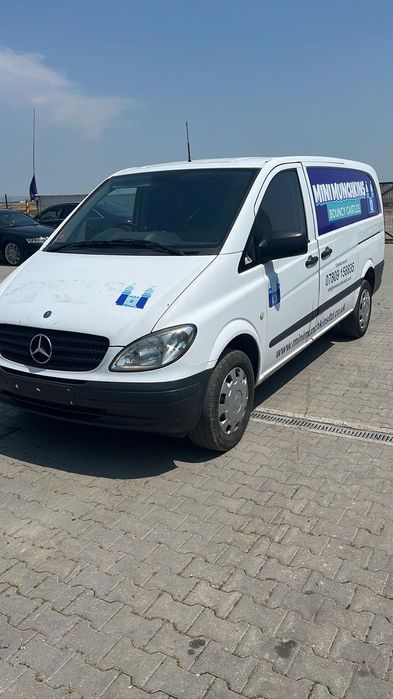 Dezmembram Mercedes-Benz Vito 2.2 diesel din 2008