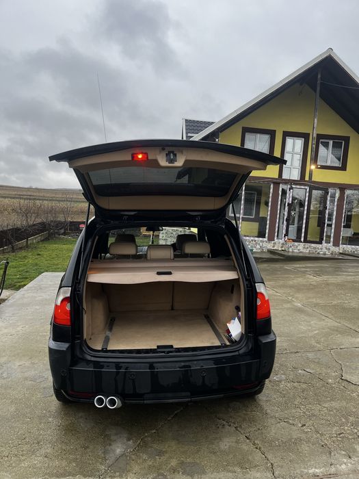 Vand sau schimb bmw x3 motor 2.0 anul 2006 volan dreapta cutie manuala