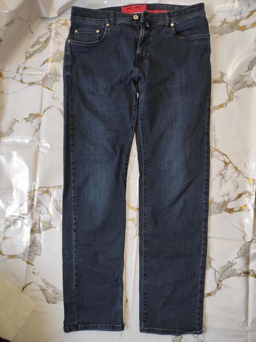 Джинсы Pierre Cardin