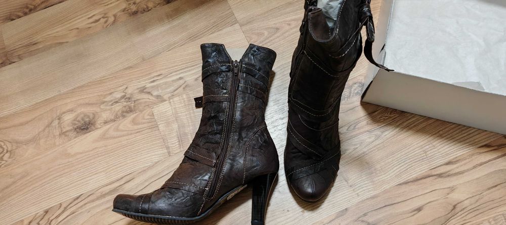 Елегантни Боти от естествена кожа цвят кафяв Нови Номер 38