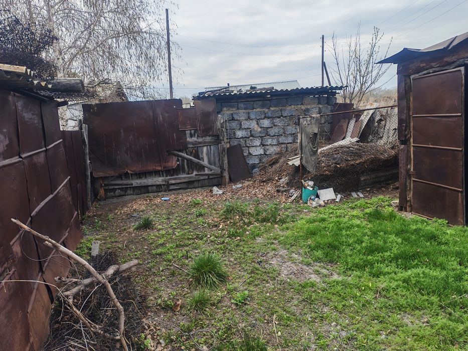 Продам два дома на одном участке на острове,