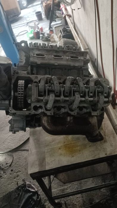 Двигатель Мерседес w112 v6  3.2