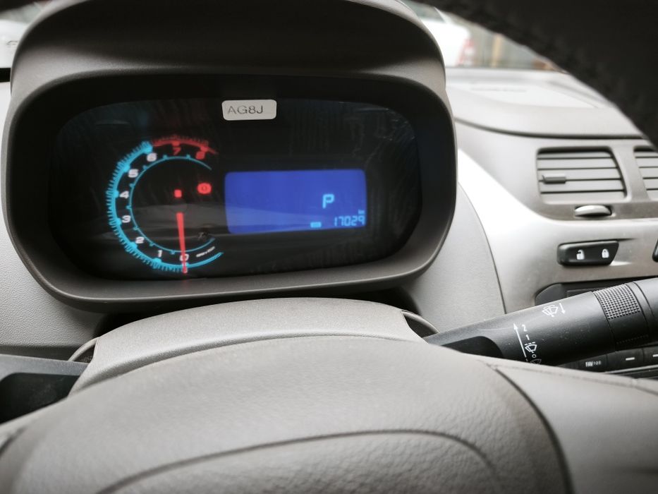 Продаётся две автомобиль cobalt ravon 2018г и chevrolet 2024