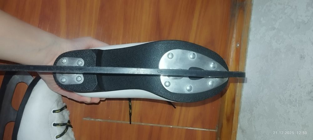 Коньки в отличном состоянии