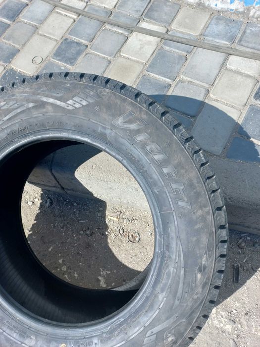 продам шины шипованные 4 шт новые