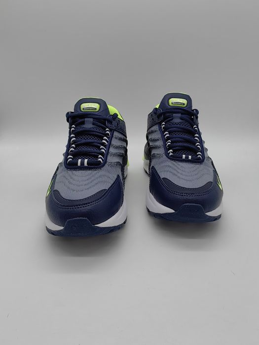 NIKE Air Max Tw NN