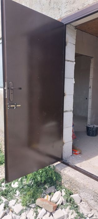 Металлические двери на заказ.