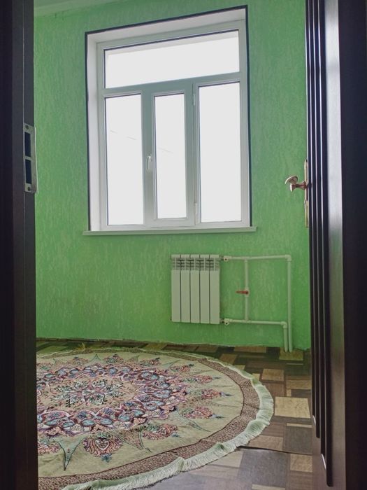 4каватли домнинг 4каватида 3хонали квартира ижарага берилади