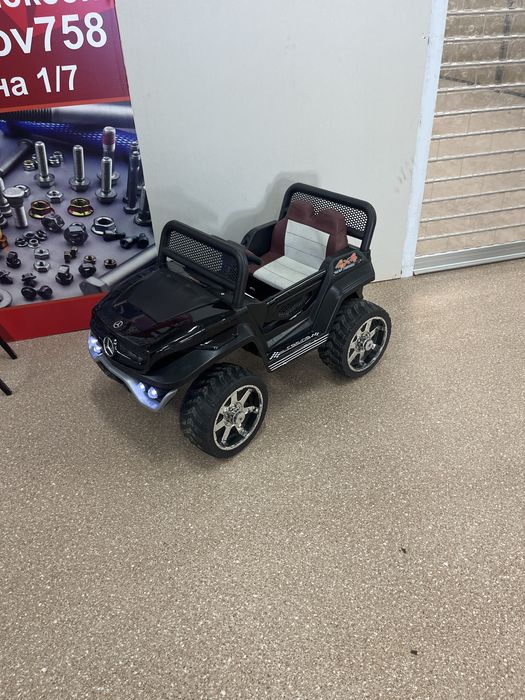 Продам детскую машину