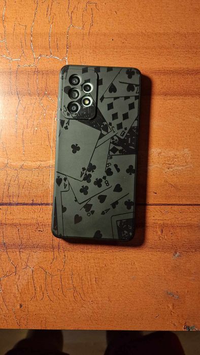 Samsung A52s 5G с два калъфа