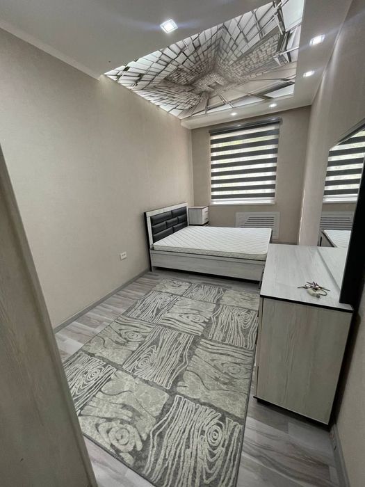 Срочно Продам квартиру Чиланзар 10. 2х комнатная