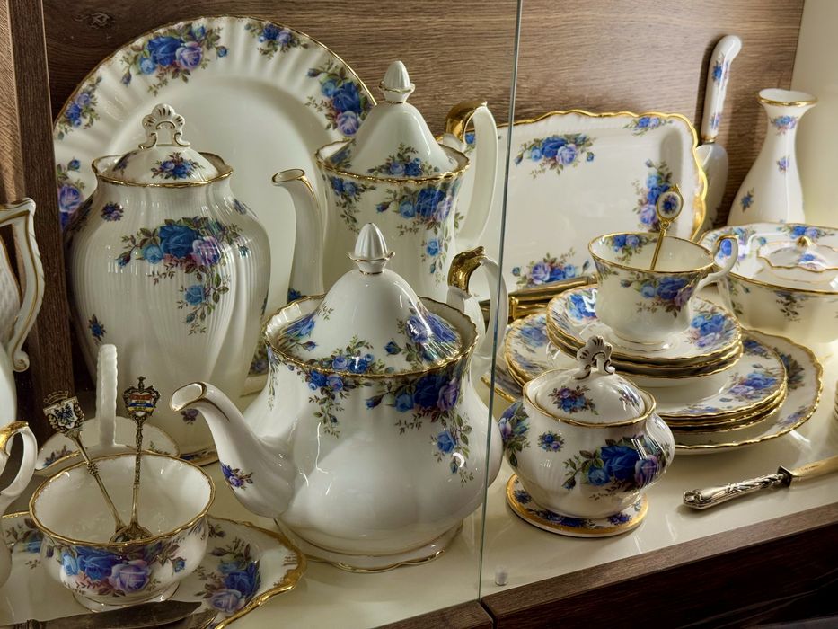 Royal Albert Moonlight Rose