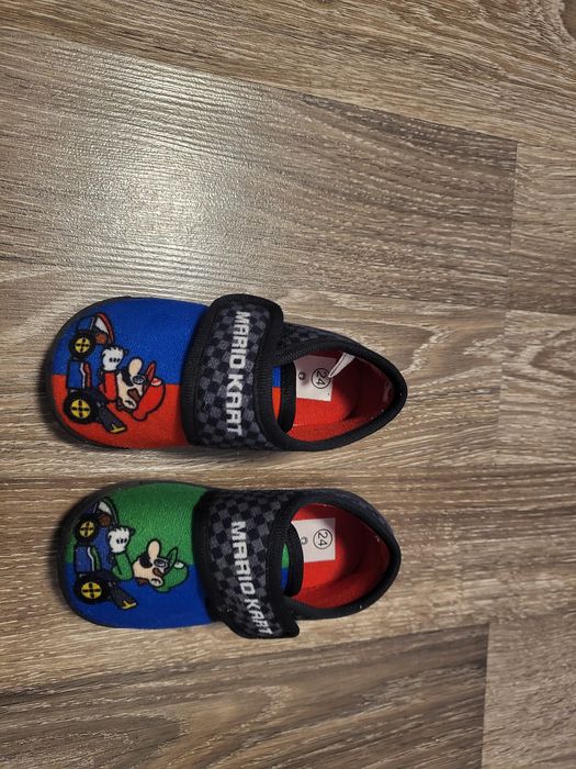 Детски пантофи супер Марио