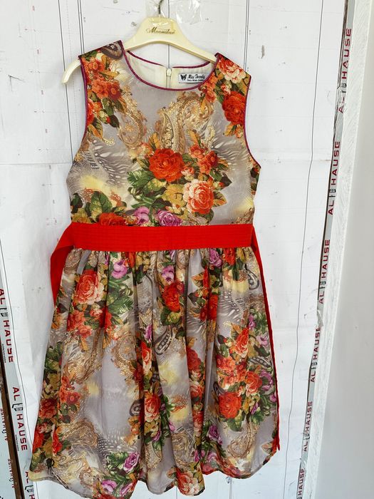 Платья для девочек рост 150 см