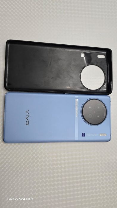 Vivo x90 Blue Sea