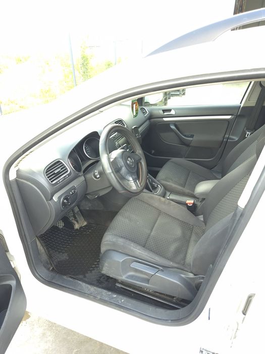 VOLKSWAGEN Golf 2012 — imagine 3