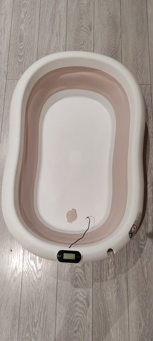 Cădiță bebeluș cu perna de sustinere