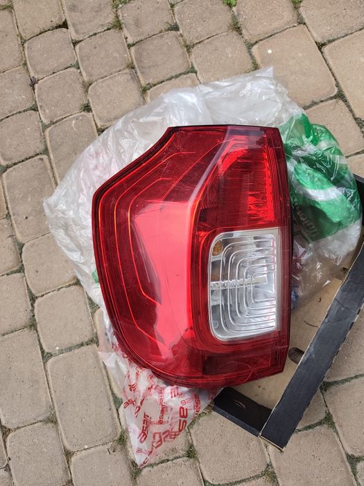 Triplă stânga spate Logan 2 MCV