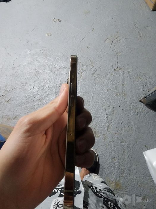 Iphone 13 pro goold Ёмкис 93 срочно сотилади