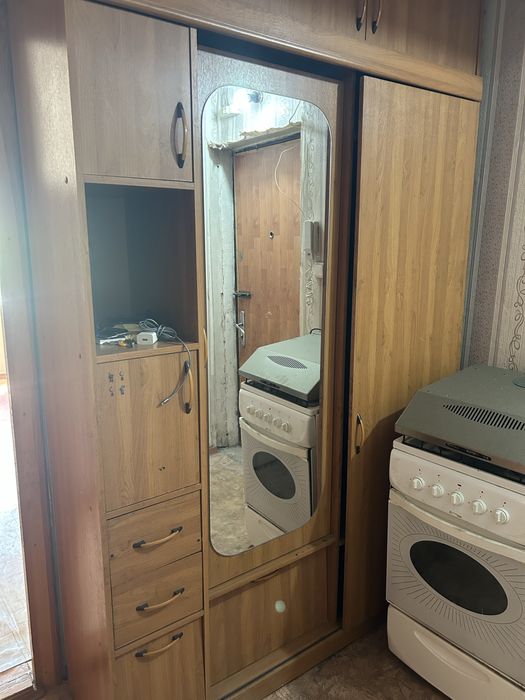 Продам шкаф для прихожей