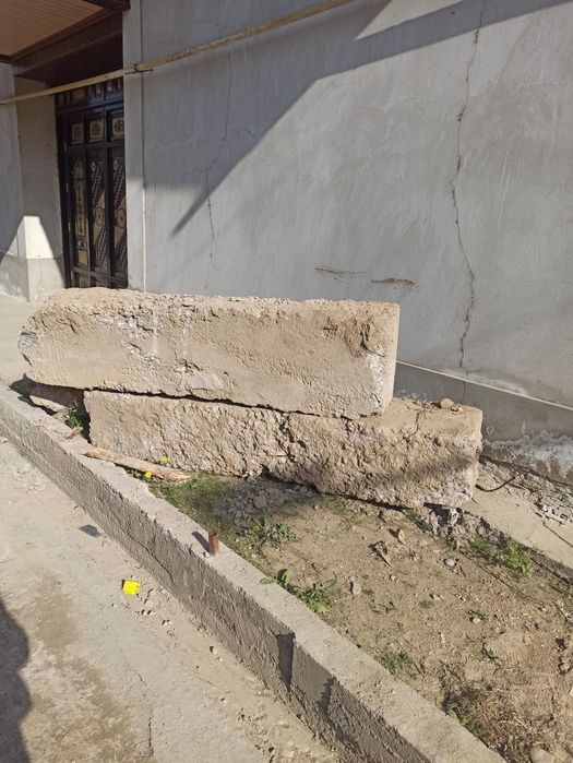 Blok Biton , sotiladi