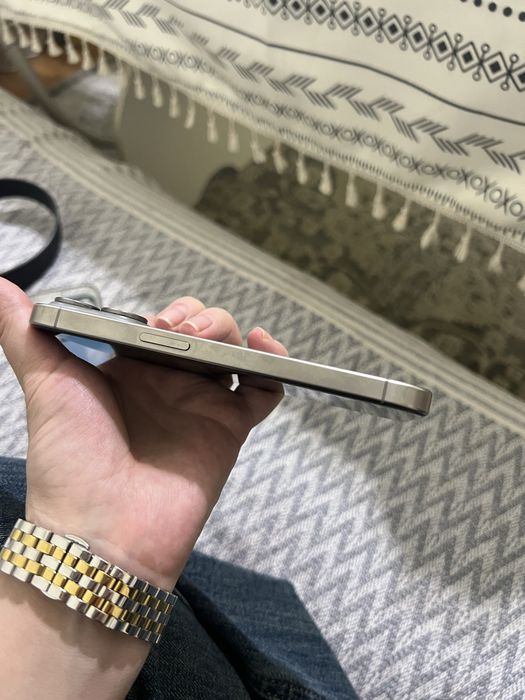 Iphone 15 pro 256 гб