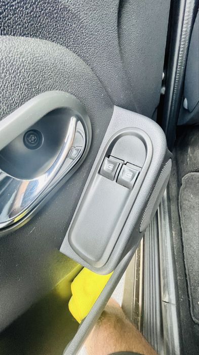 Dacia duster 1 benzina +gpl de fabrica