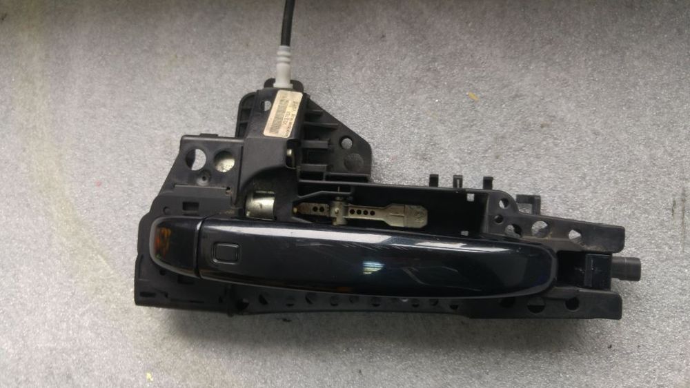 maner exterior usa stanga spate audi q5 8r 8t01837885