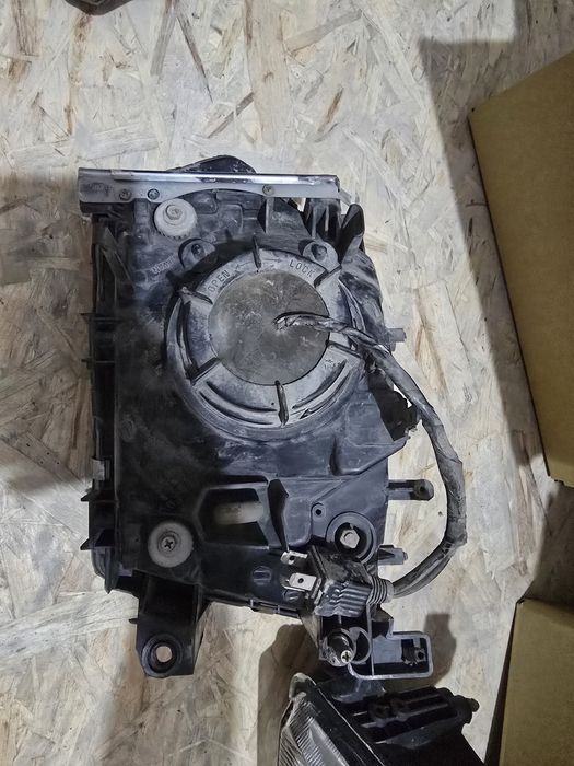 Продам фары на нисан патрол 61