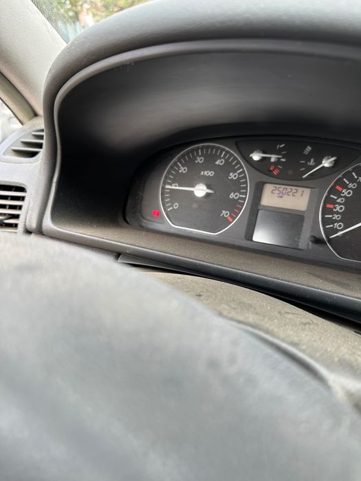 Vând Renault Laguna break 2004