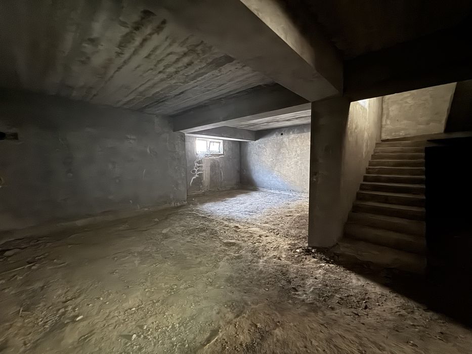 Продается дом (ТАНХАУС)