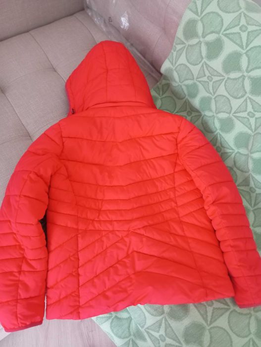 яке  с качулка сваляща се